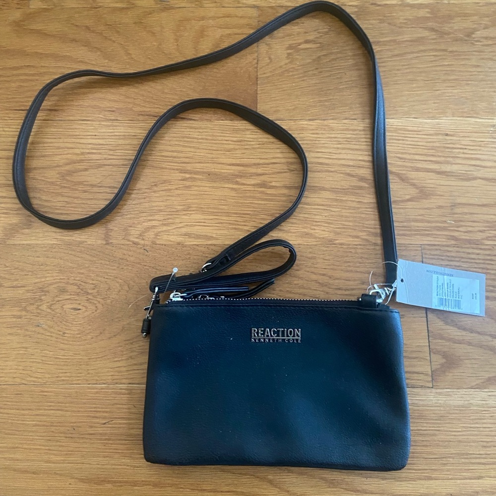 Reaction Kenneth Cole Black purse